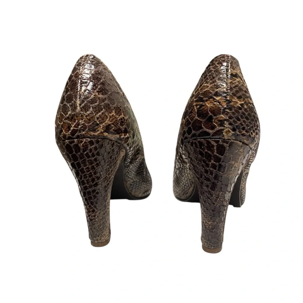 TWO LIPS Vintage Snakeskin‎ Peep Toe Pumps Rhinestone Embellishment, Size 9M